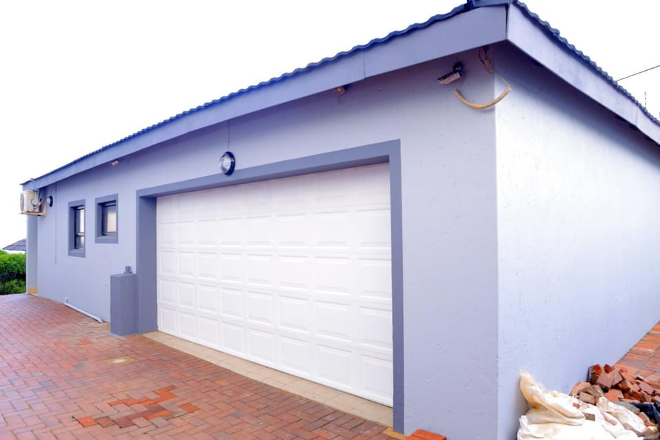 Property building, Parking