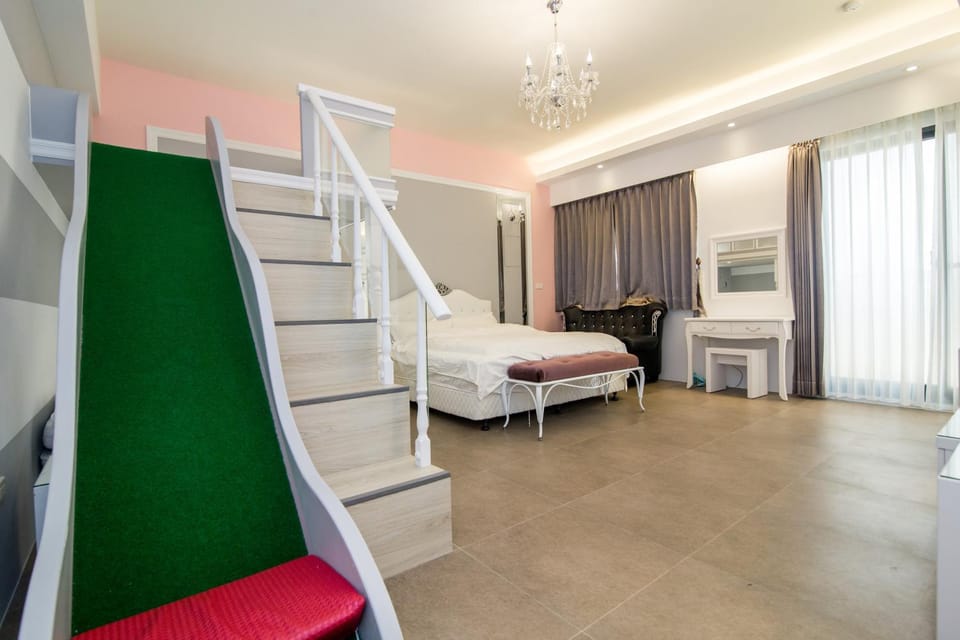Balcony/Terrace, Photo of the whole room, City view