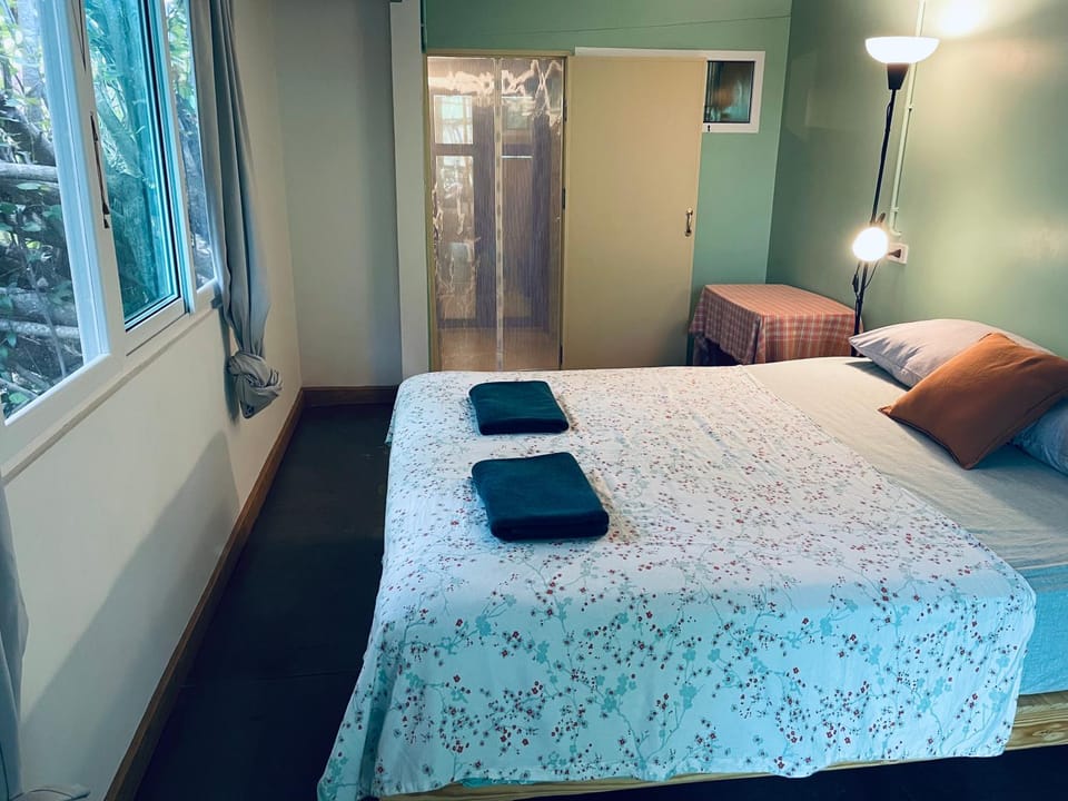 Gumm Lonely Club Vacation rental in Trat Changwat