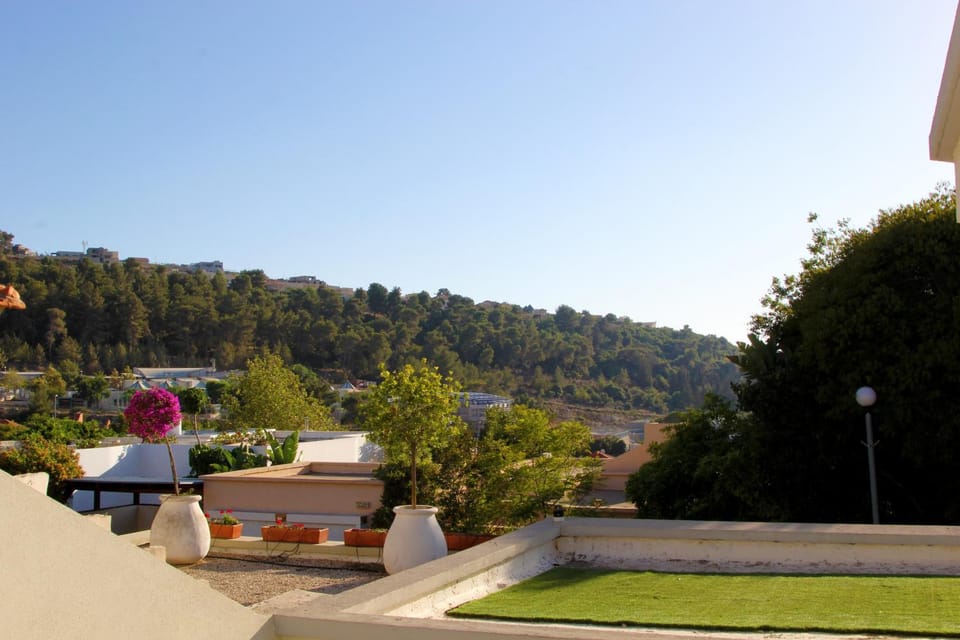 Property building, Natural landscape, Garden