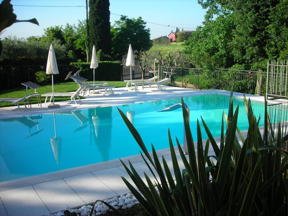 Swimming pool, Swimming pool