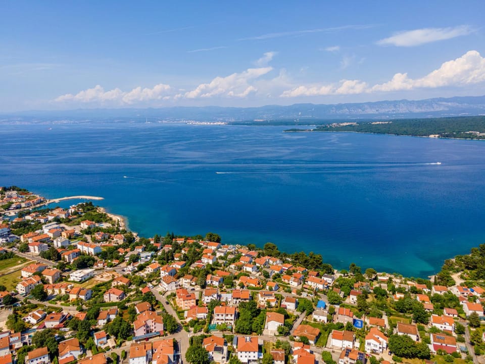 Bird's eye view, Sea view