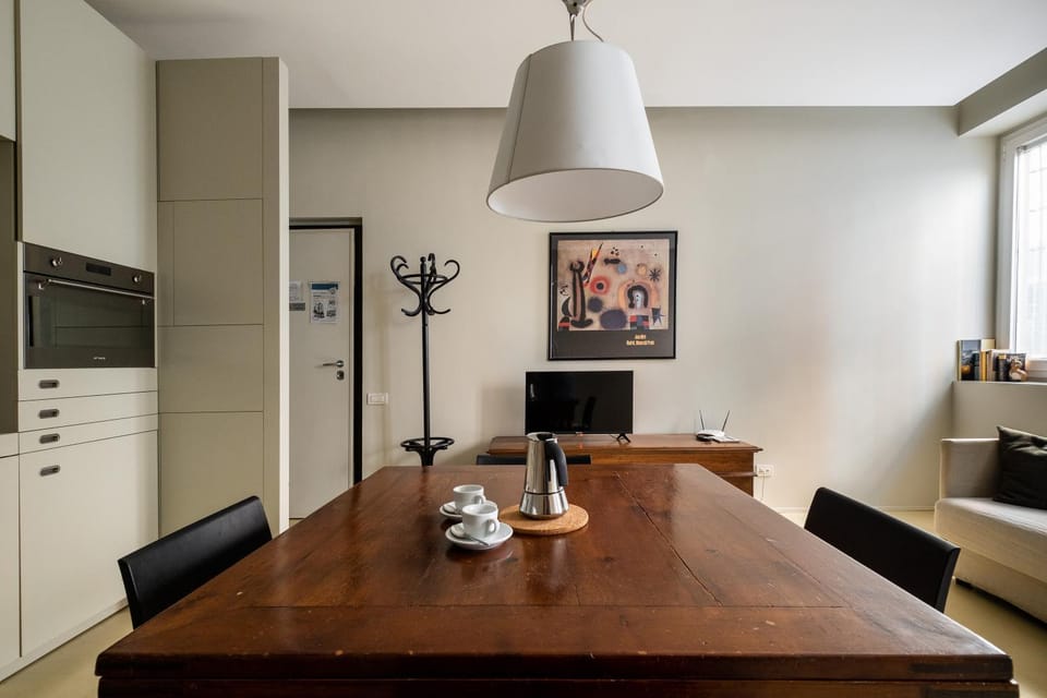 TV and multimedia, Living room, Seating area, Dining area, hair dresser