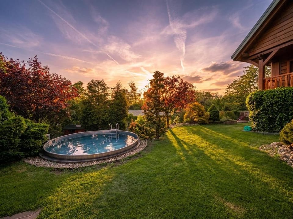 Property building, Swimming pool