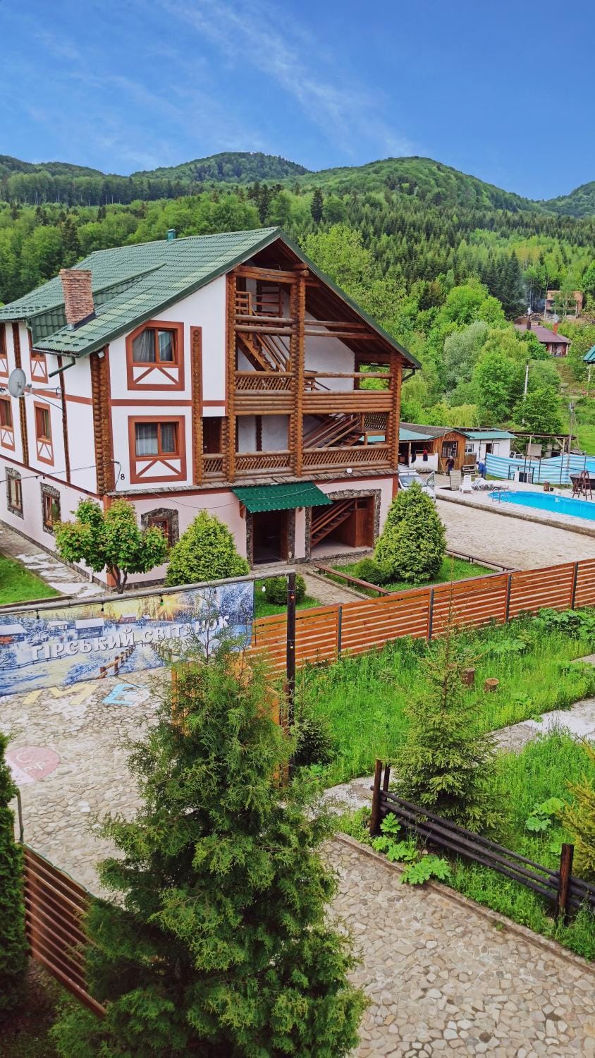 Property building, Swimming pool
