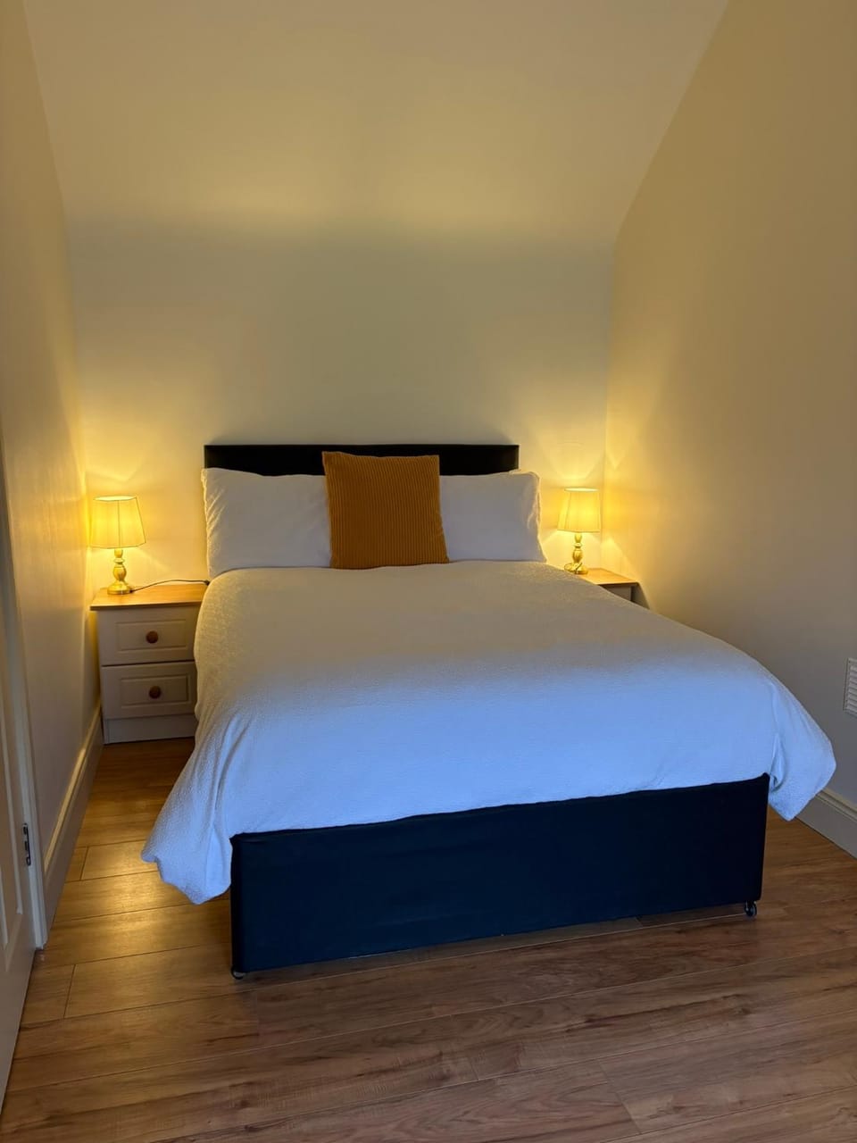 Hidden Hills Waterville - Private Farmhouse House in County Kerry