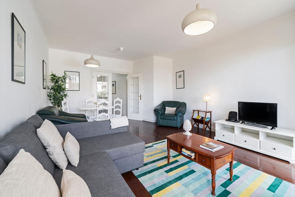 TV and multimedia, Living room, Dining area
