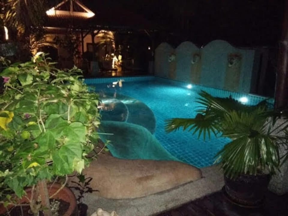 Baan Tropicana Resort in Ko Samui