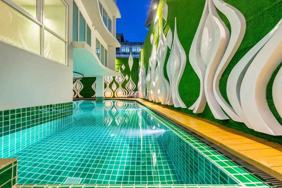 Swimming pool
