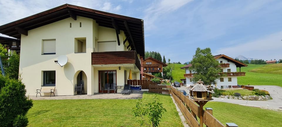 Property building, Garden, Mountain view