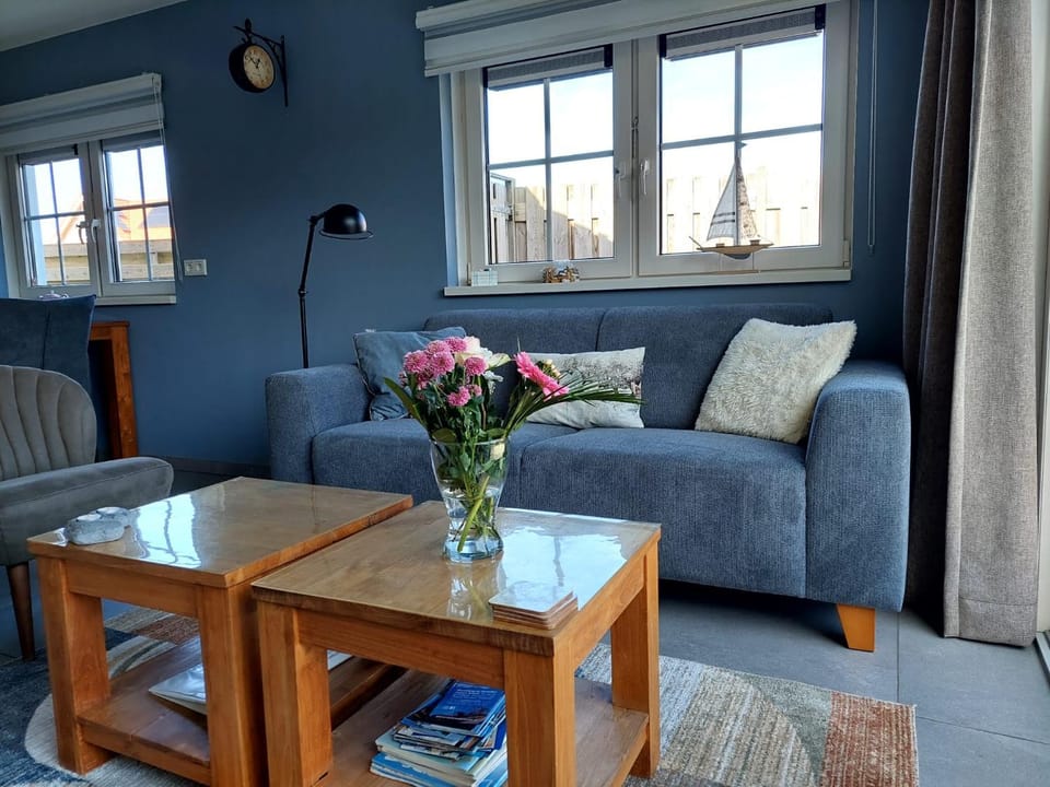 An en Bie Apartment in Domburg