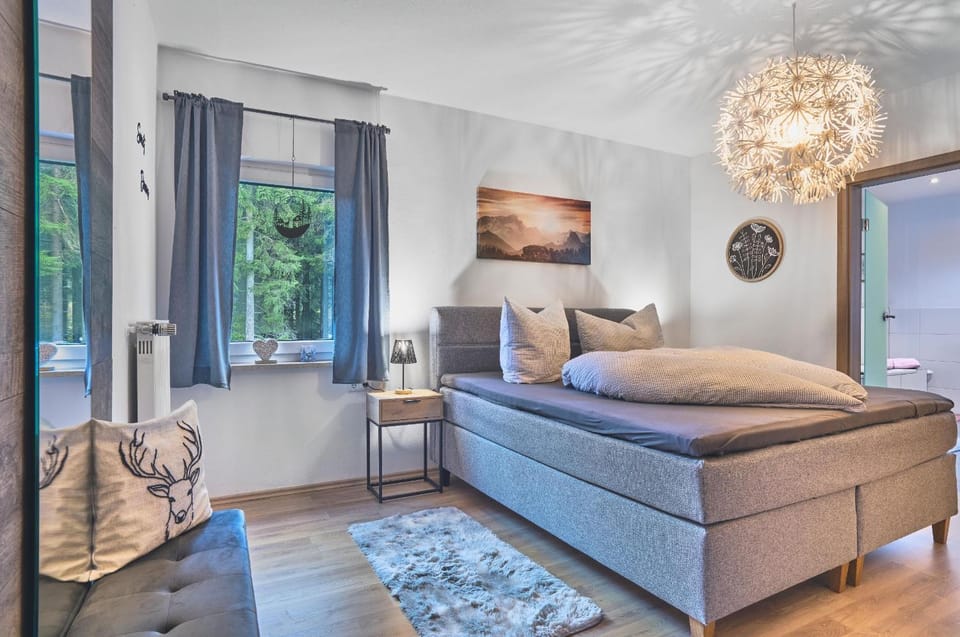 Bed, Photo of the whole room, Bedroom