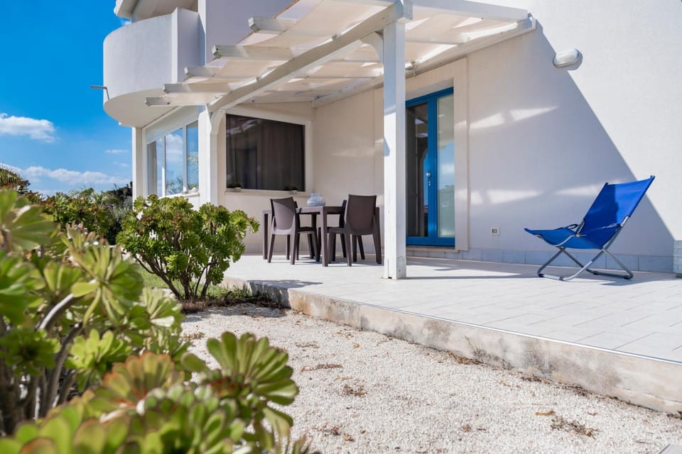 Property building, Balcony/Terrace