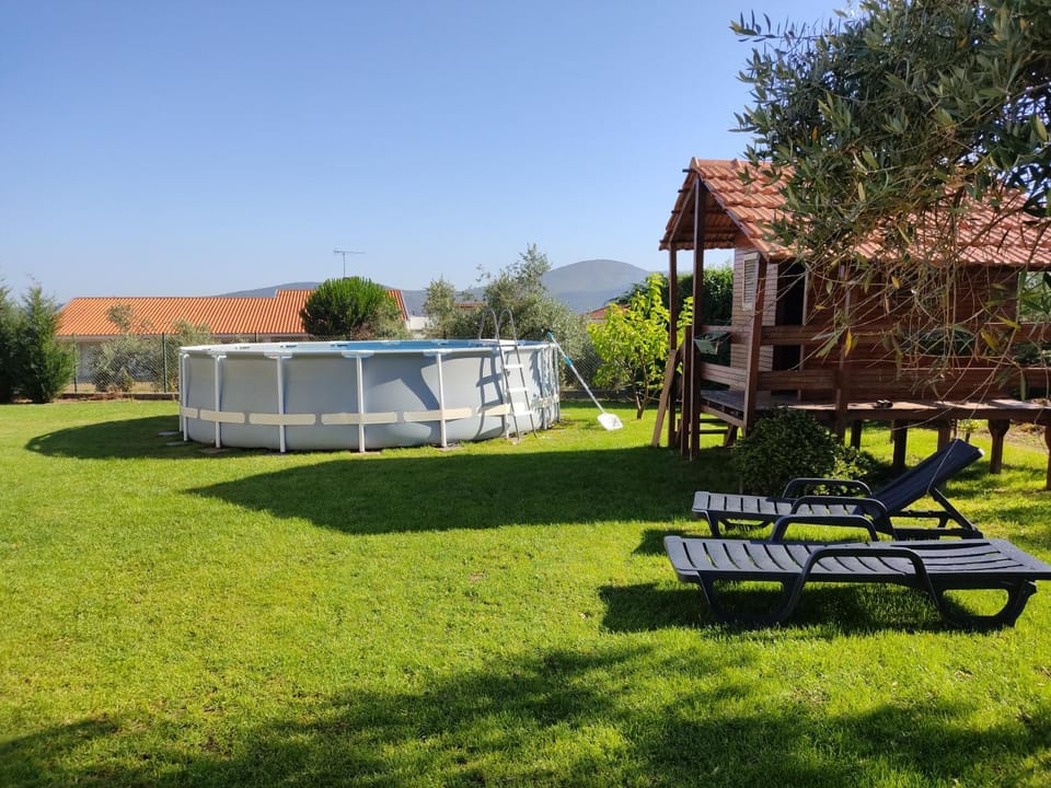 Garden, Swimming pool