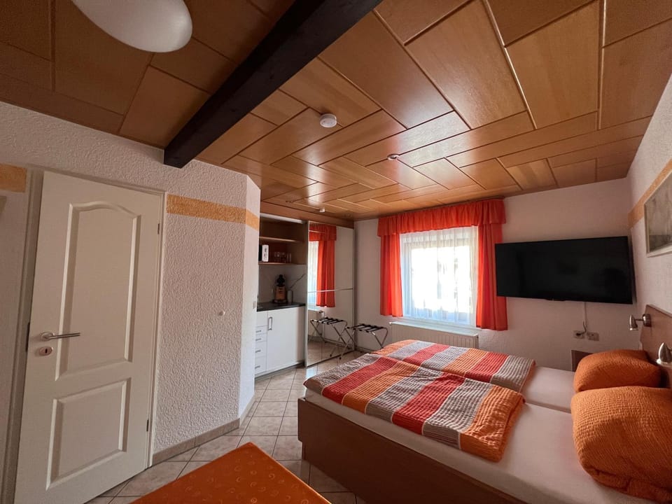 Hotel und Pension Am Burchardikloster Hotel in Saxony-Anhalt, Germany