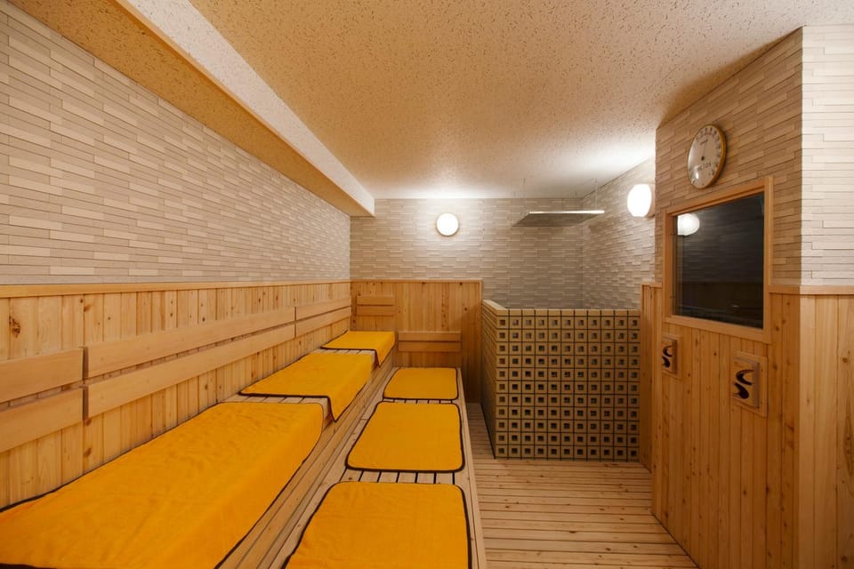 Sauna, Public Bath