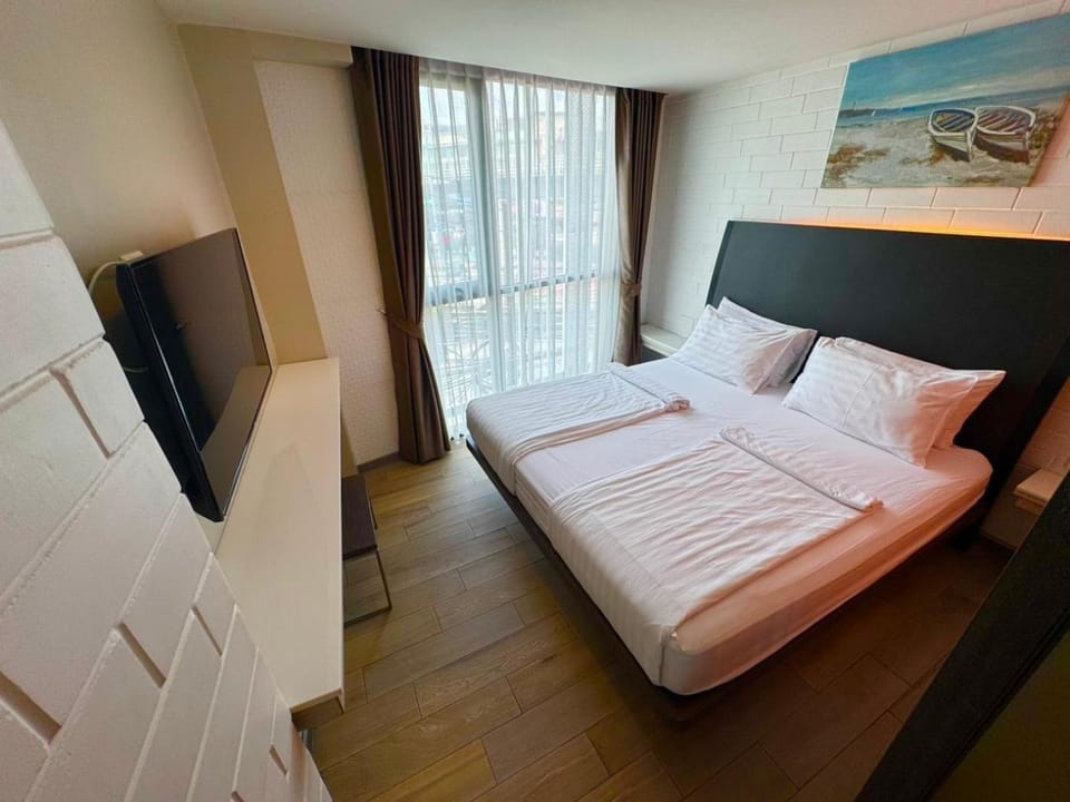BB House Khlong Tan บีบีเฮ้าส์ คลองตัน Bed and Breakfast in Bangkok