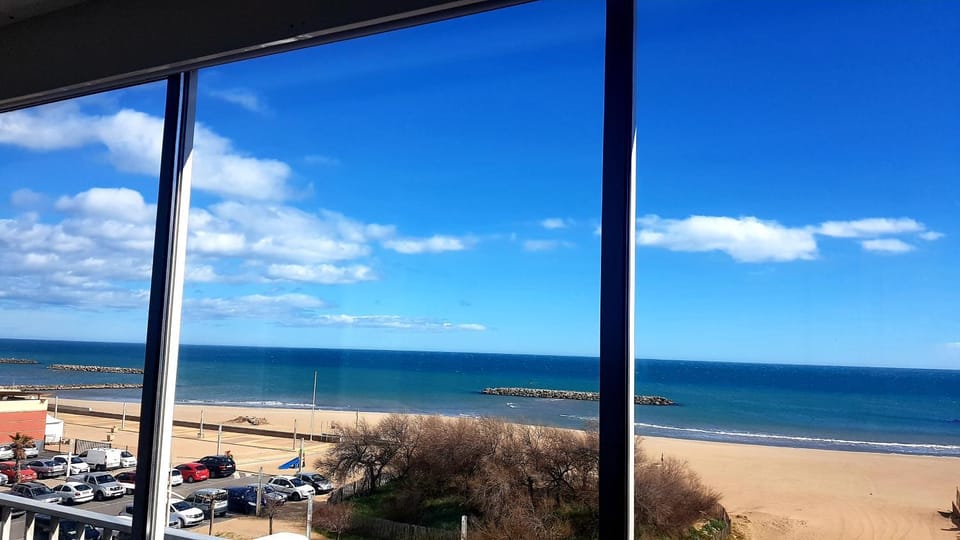 View (from property/room), Balcony/Terrace, Beach, Sea view