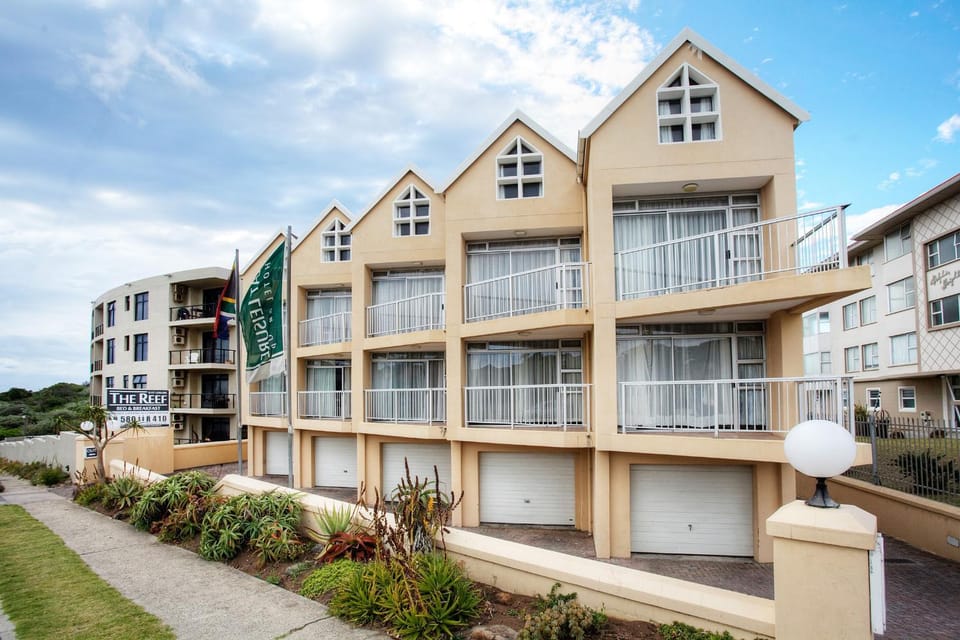 The Reef Apartments Bed and Breakfast in Eastern Cape
