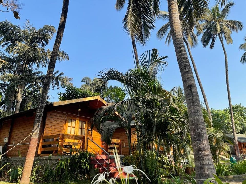 Casa de Kihim Resort in Maharashtra