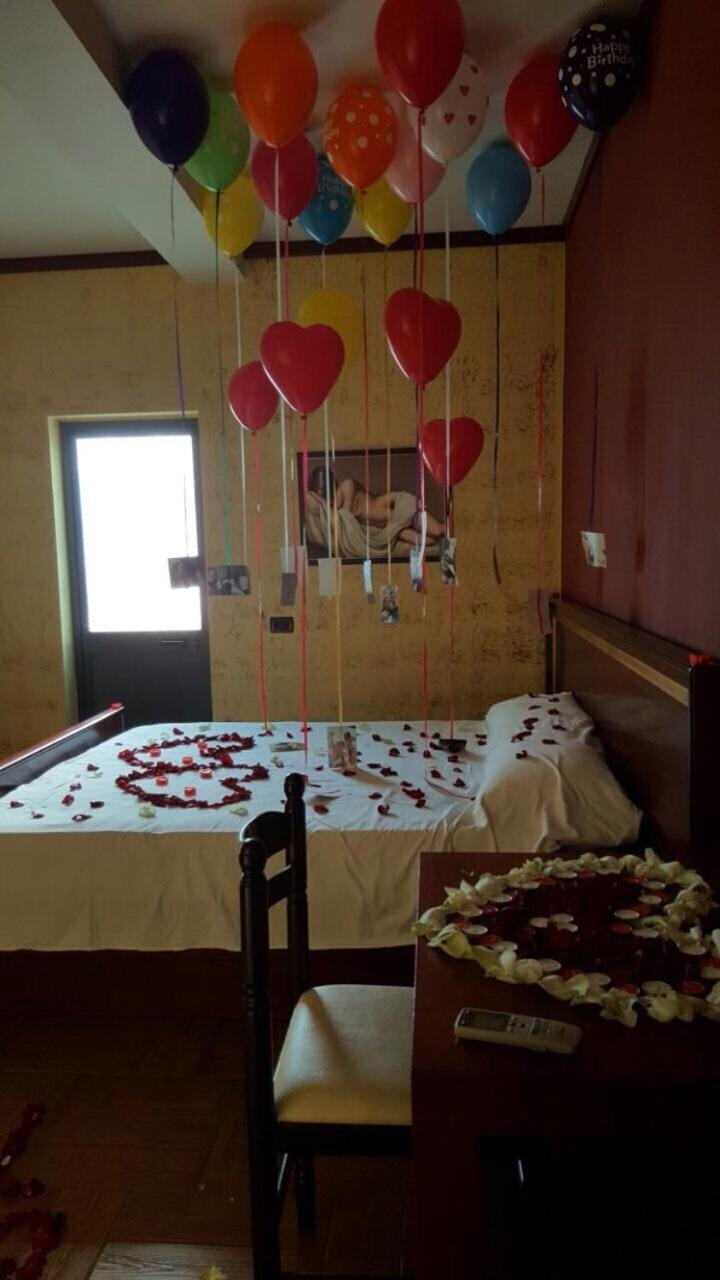Photo of the whole room, Bedroom, Garden view