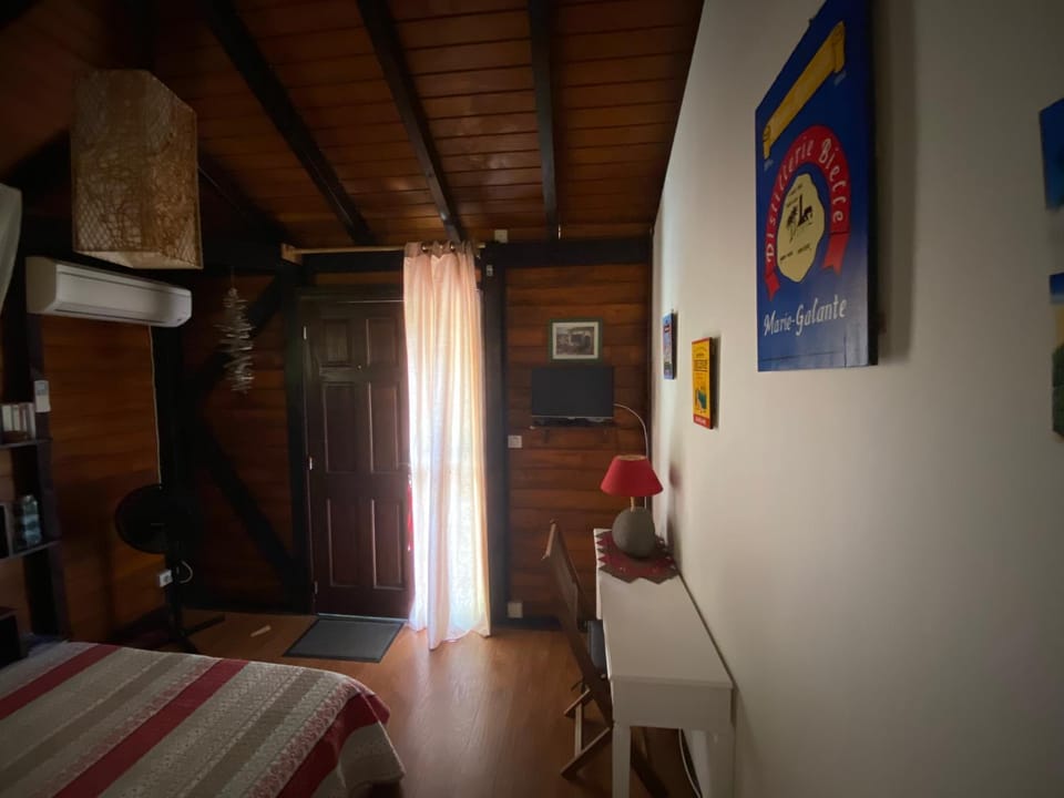 La Baie du Bonheur Bed and Breakfast in Deshaies
