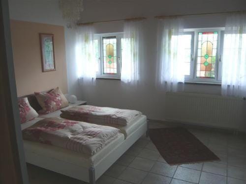 Ferienwohnungen-Roder-Ferienwohnung-III Apartment in Freiburg