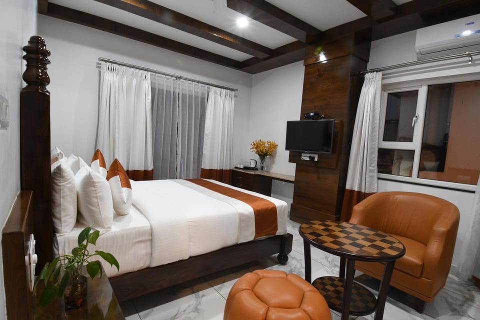 Seating area, Bedroom