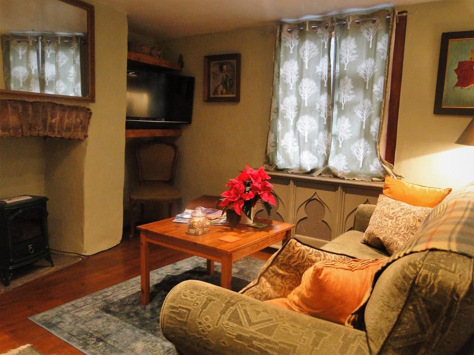 Other, Photo of the whole room