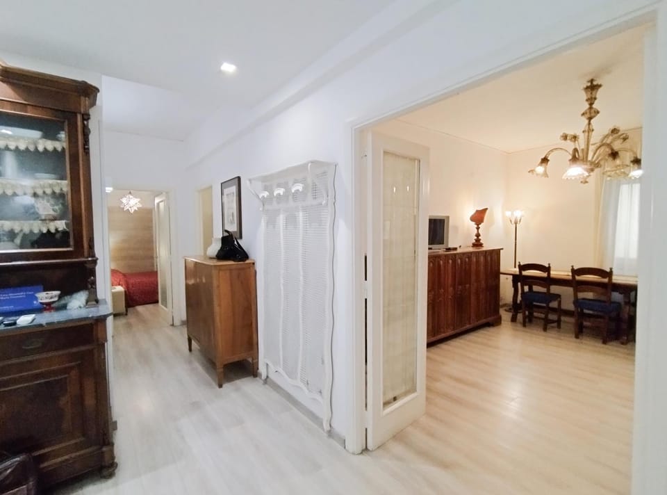 Communal lounge/ TV room, Photo of the whole room