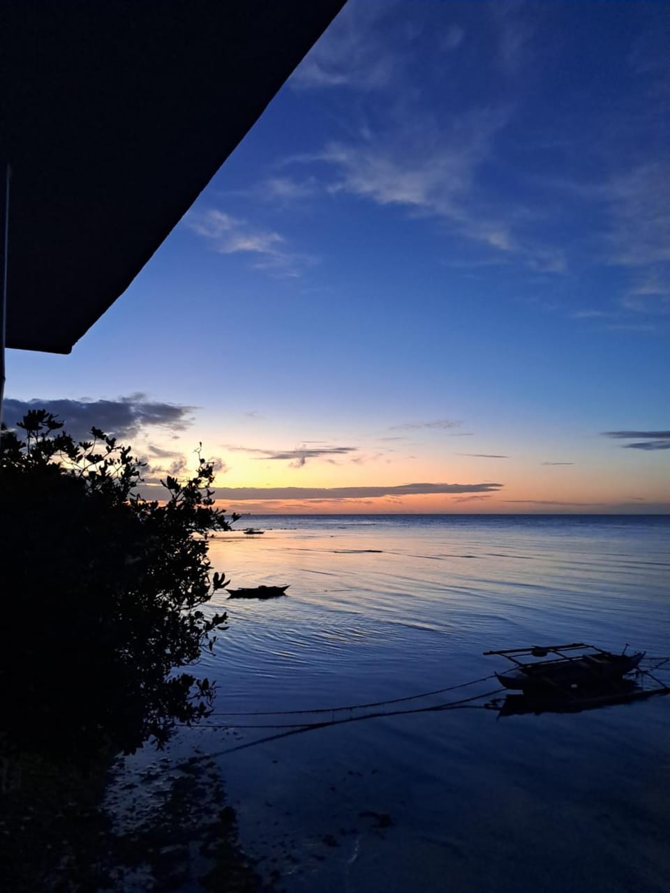 Ocean View Lodging House Bed and Breakfast in Oslob