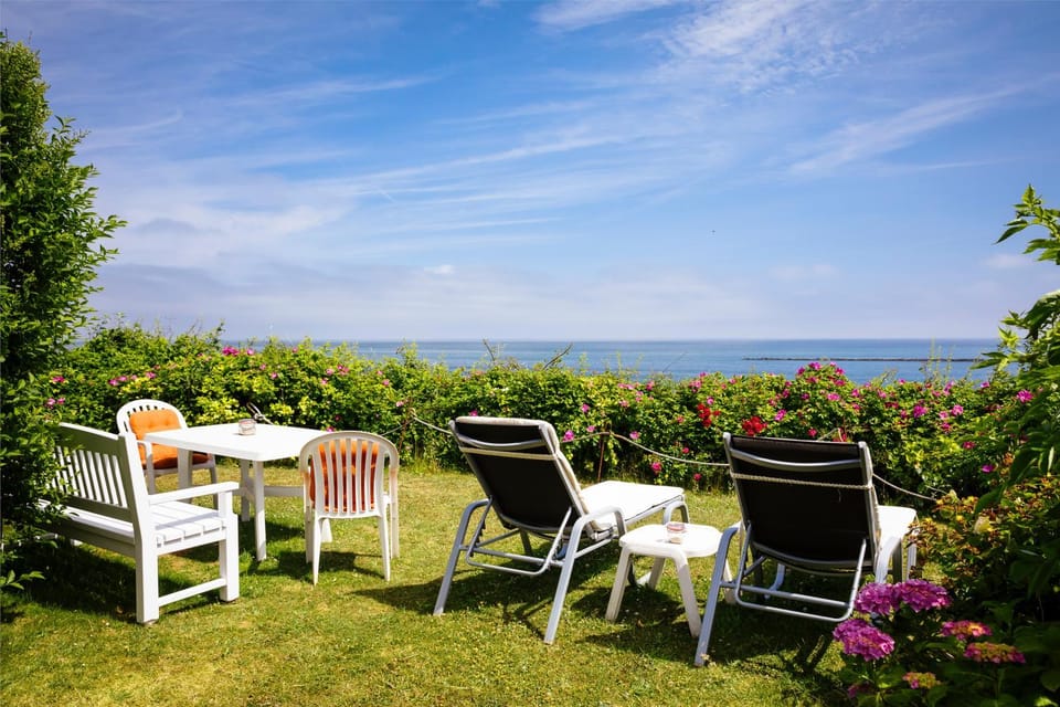 Garden, Sea view, sunbed