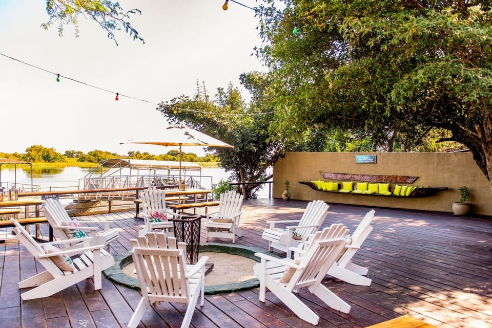 Patio, View (from property/room), Balcony/Terrace, Lounge or bar, River view