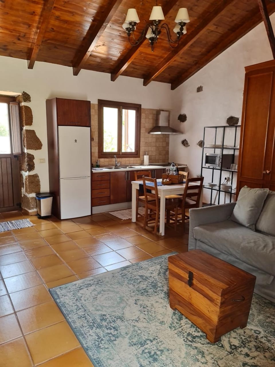 Kitchen or kitchenette, Living room, Dining area