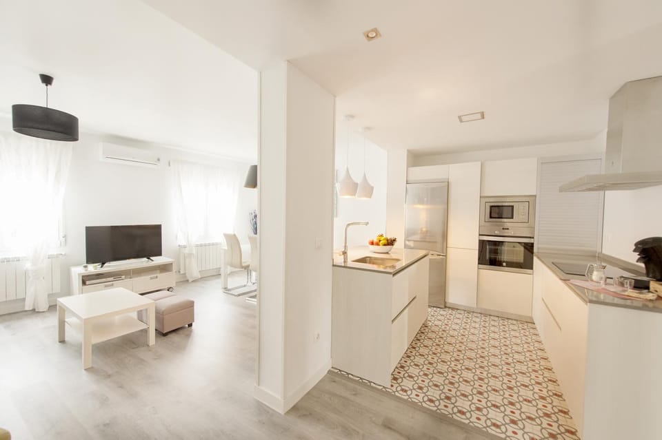 Kitchen or kitchenette, Living room, Dining area