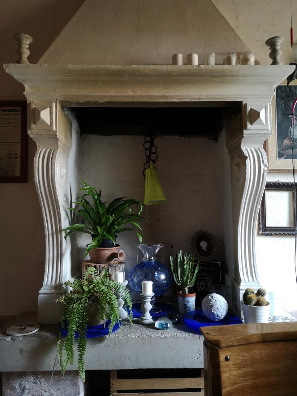 Living room, Decorative detail, Dining area