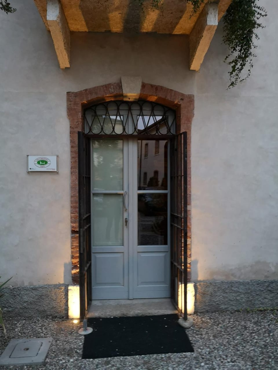 Property building, Facade/entrance, Sunset, Internal: Not applicable to any particular room
