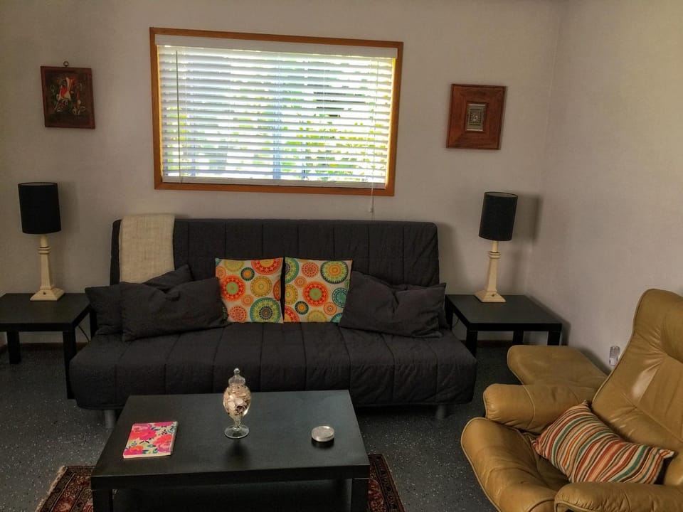 Bed, Living room, On site