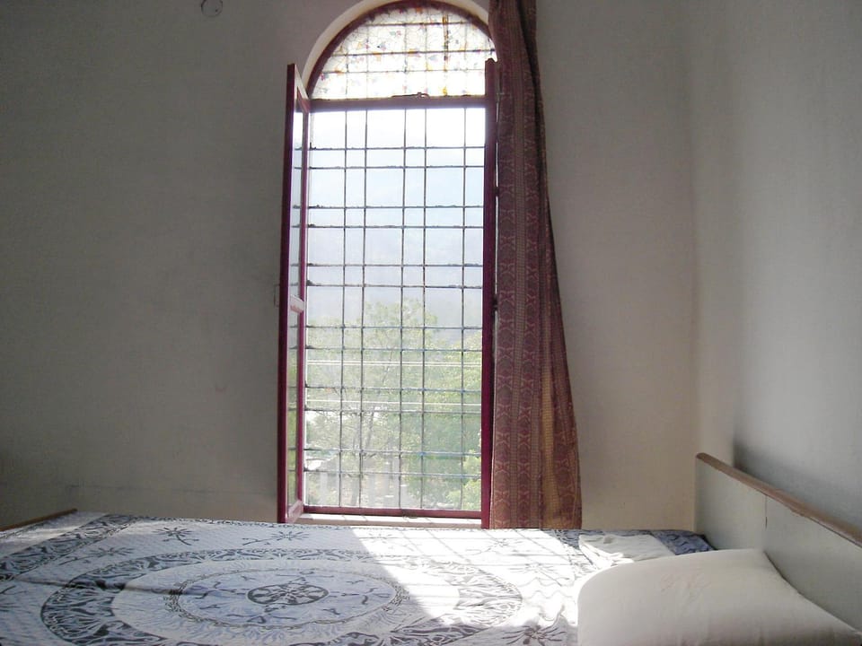 Bed, Photo of the whole room, Bedroom, River view