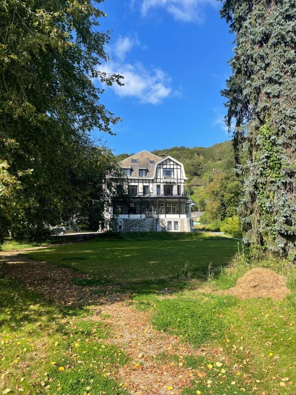 Property building, Garden, Garden view