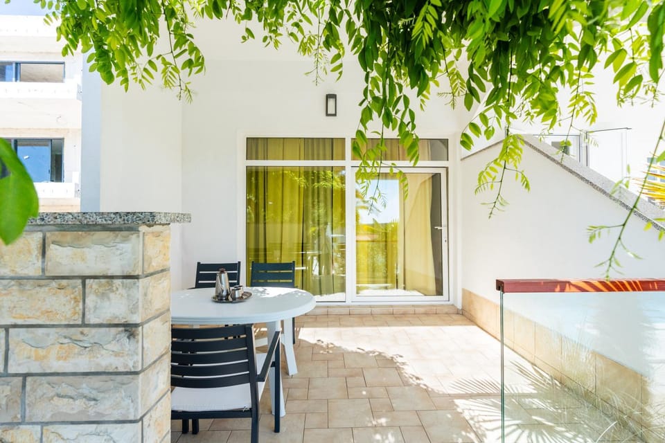 Day, Balcony/Terrace