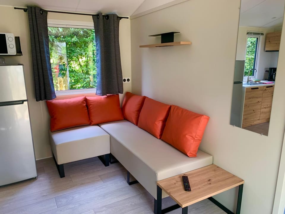 L'auberge du moulin des prés Campground/ 
RV Resort in Hauts-de-France