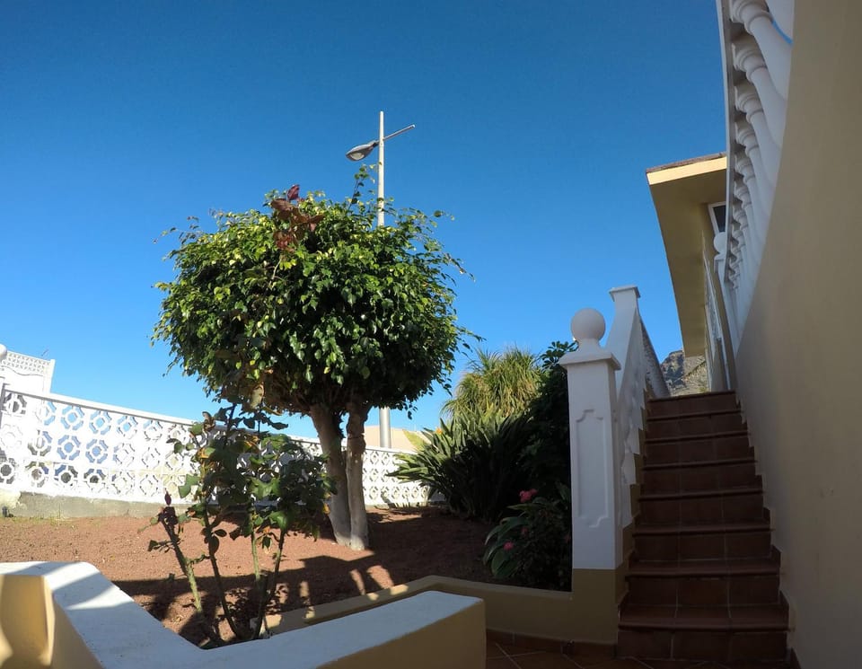Day, Garden, On site, Garden view, Mountain view, Sea view, Street view