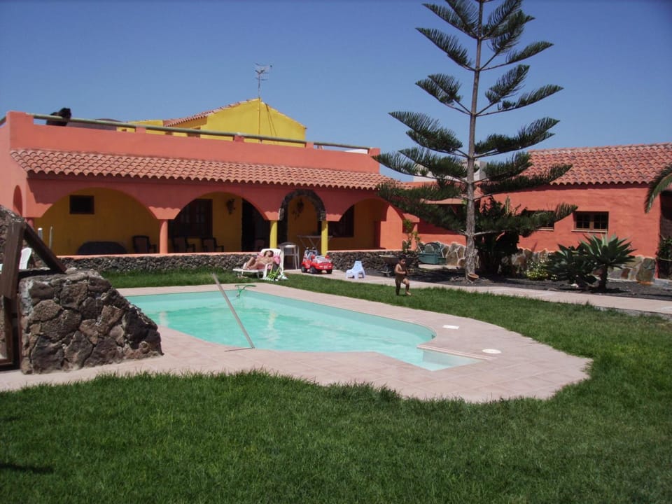 Casa Mami House in Maxorata