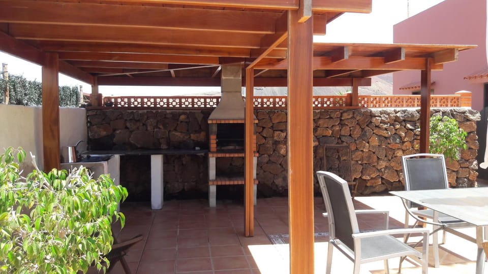 Casa Mami House in Maxorata