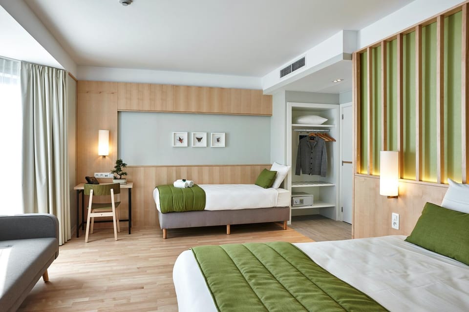 Photo of the whole room