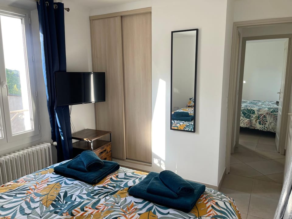 Camping la Paoute Campground/ 
RV Resort in Mouans-Sartoux