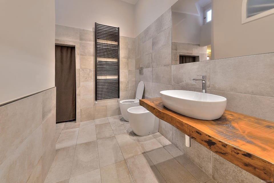 Toilet, Bathroom