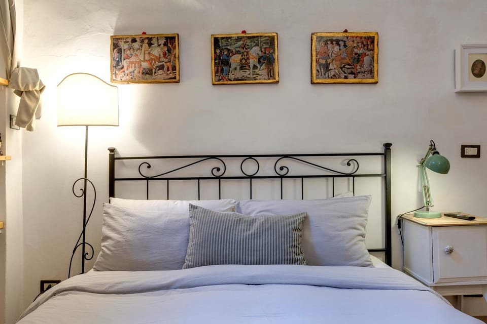 Florence Holiday Homes Ponte Vecchio House in Florence