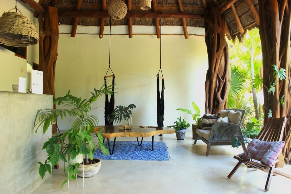 Living room, Lobby or reception
